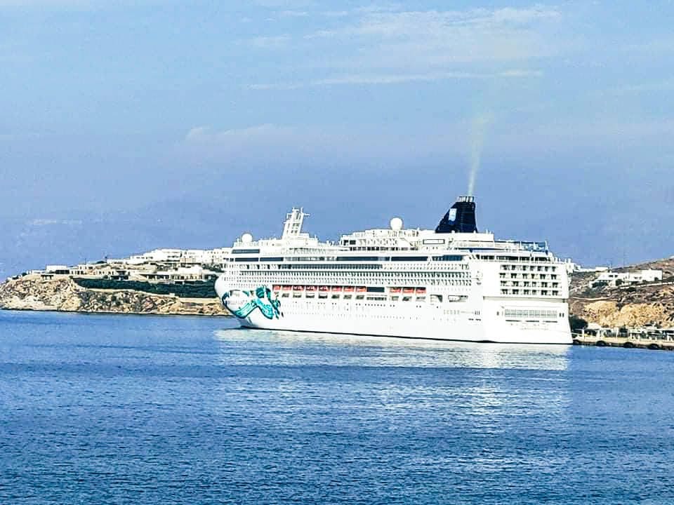 norwegian cruise lines ncl jade ship