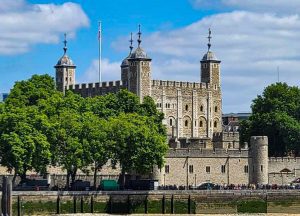 free tower of london visit