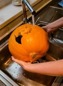 Water Rinse and clean the pumpkin