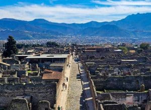 History of Pompeii and the Eruption