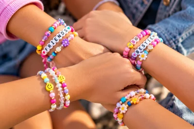 Make Friendship Bracelets
